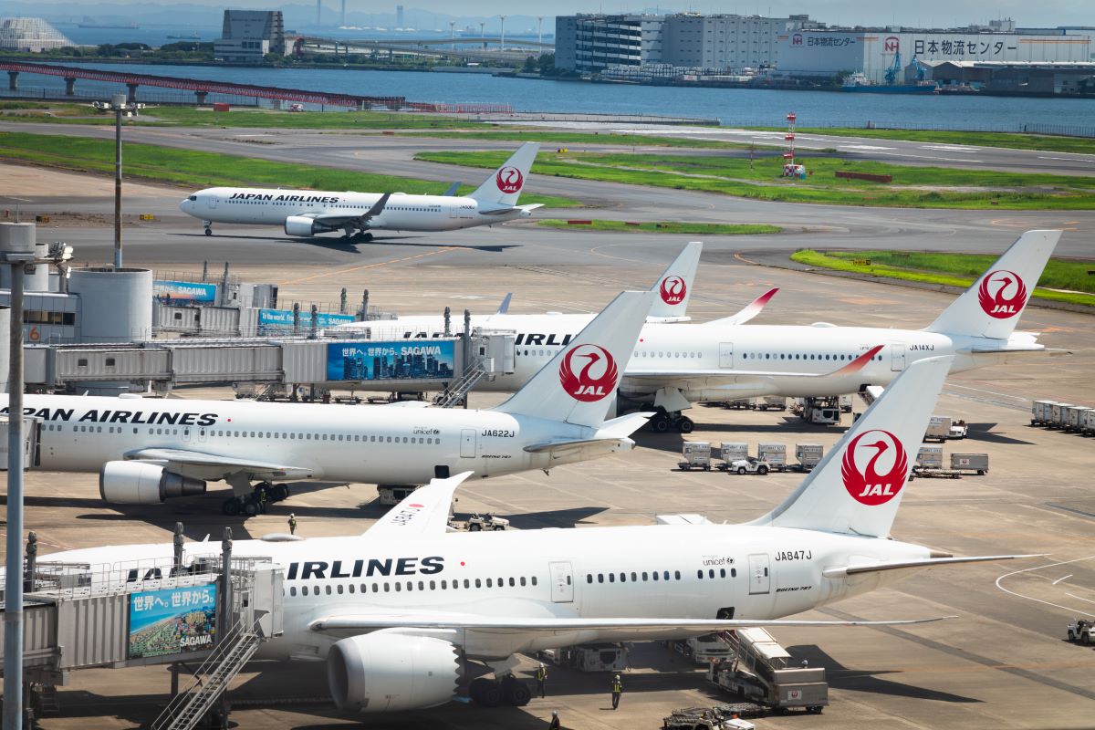 Jal japan airlines bloomberg
